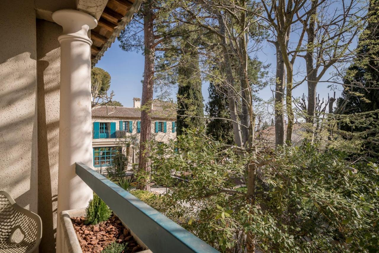Hotel La Magnaneraie Villeneuve-lès-Avignon Exterior foto