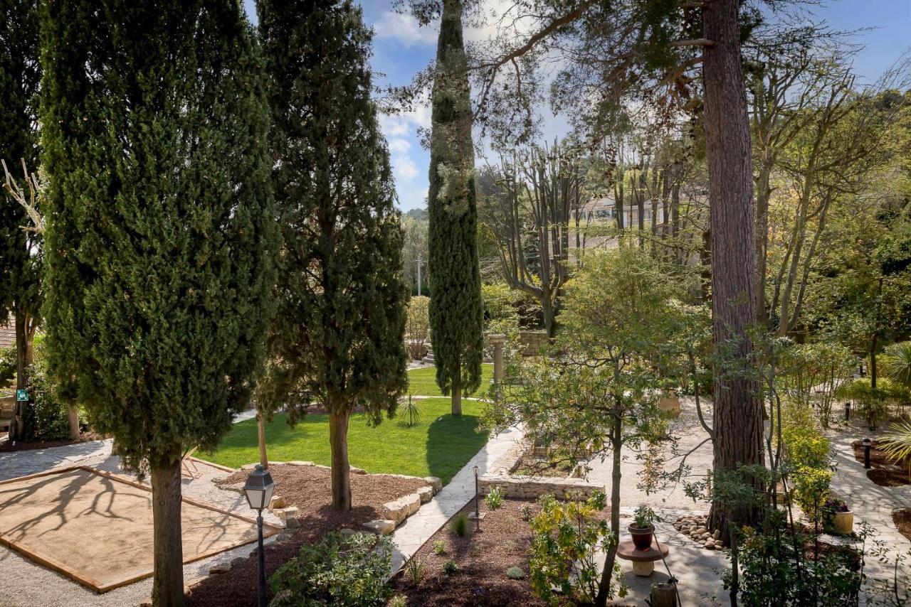 Hotel La Magnaneraie Villeneuve-lès-Avignon Exterior foto