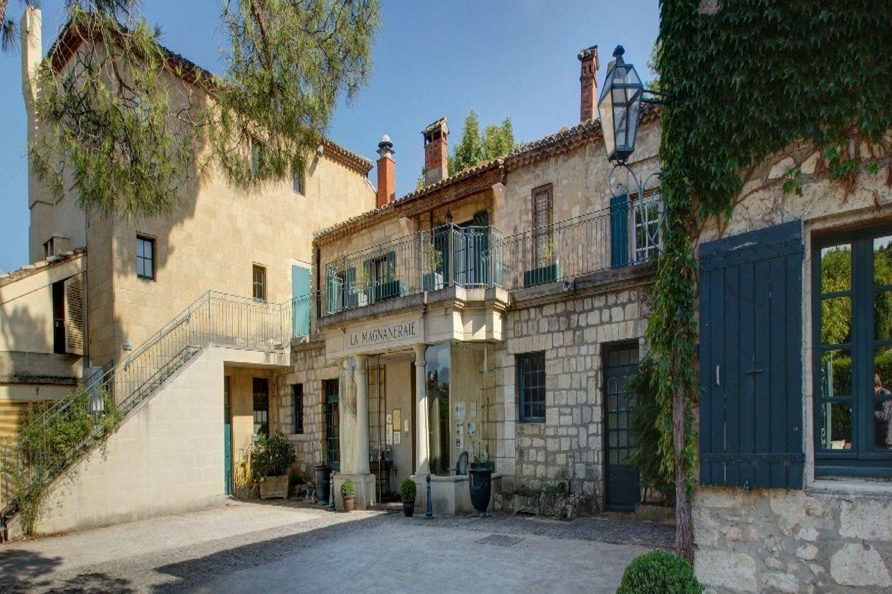 Hotel La Magnaneraie Villeneuve-lès-Avignon Exterior foto